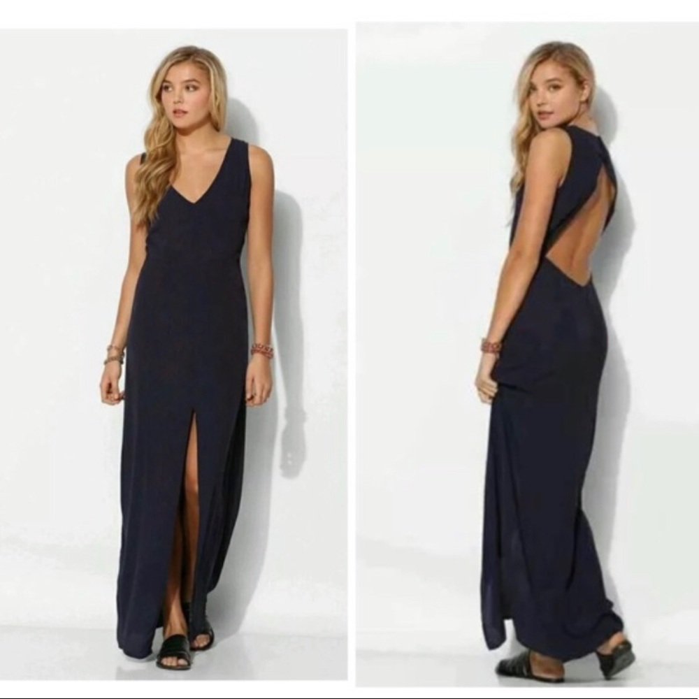 🌊 Urban Outfitters NWT Navy Dress